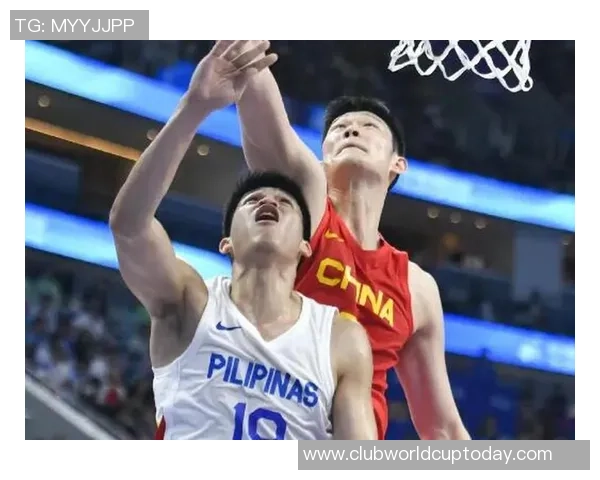 中国男篮迎战菲律宾队期待精彩对决全力争胜展现团队实力与个人风采